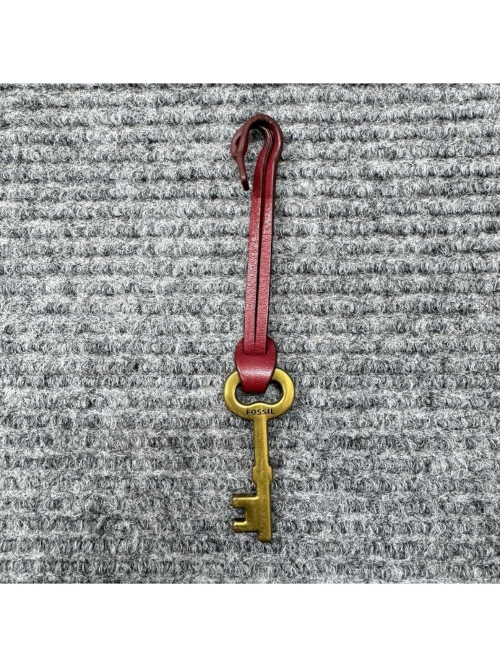 Vintage Fossil Brass Leather Classic Key Fob Bag Charm Bag Tag